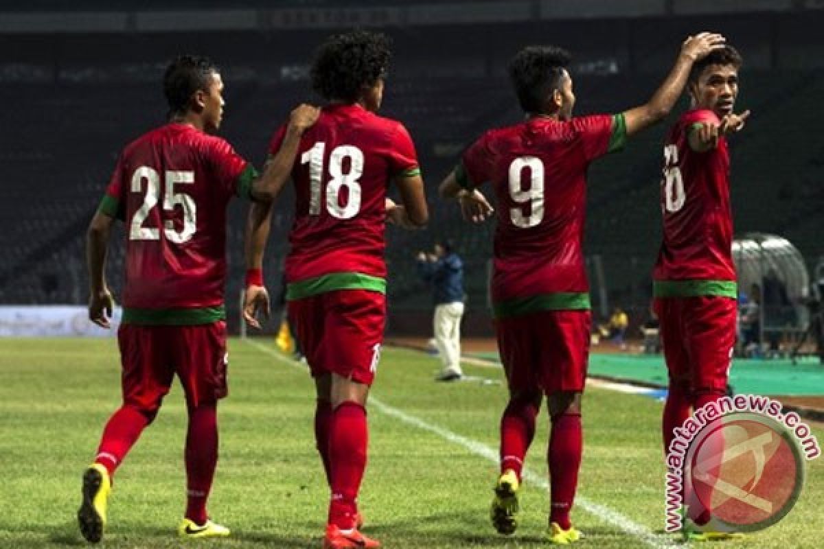 Timnas U-19 kalahkan Sriwijaya FC 2-1