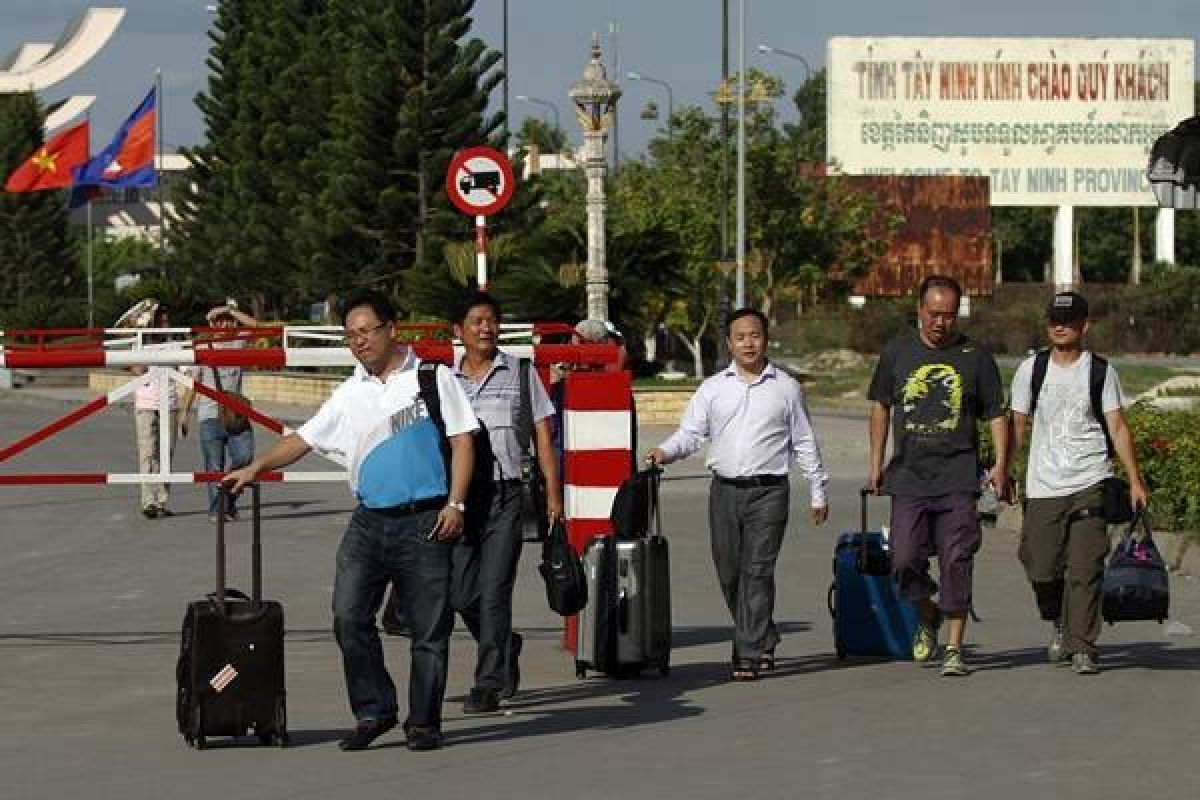 4.000 warga Tiongkok menanti untuk dievakuasi dari Vietnam