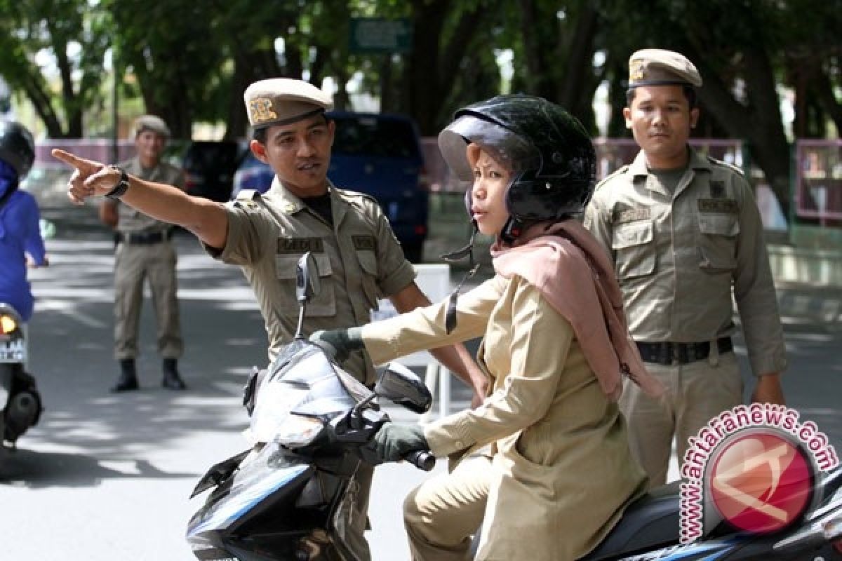 56 PNS Kena Penertiban Di Jalan Raya 