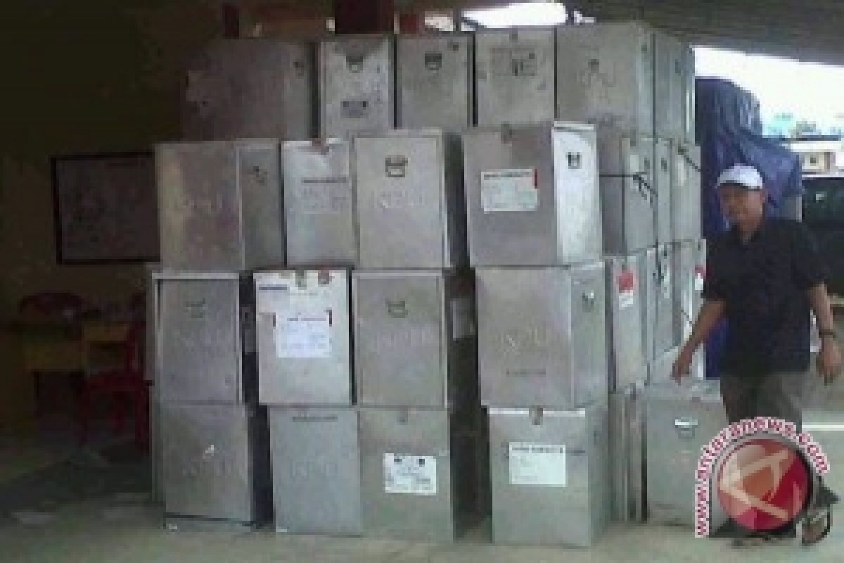 KPU Bangka Tengah Distribusikan Logistik H-1