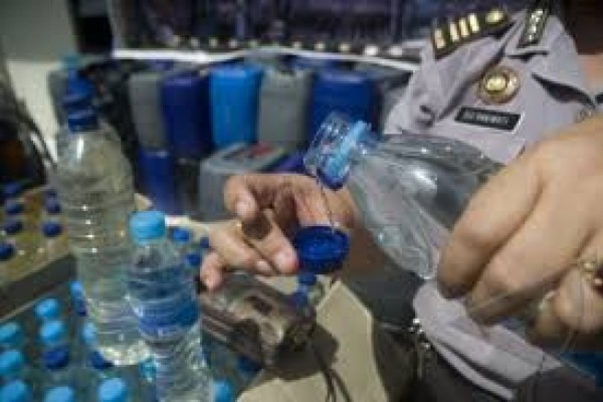 Polisi Amankan Ratusan Litter Ciu