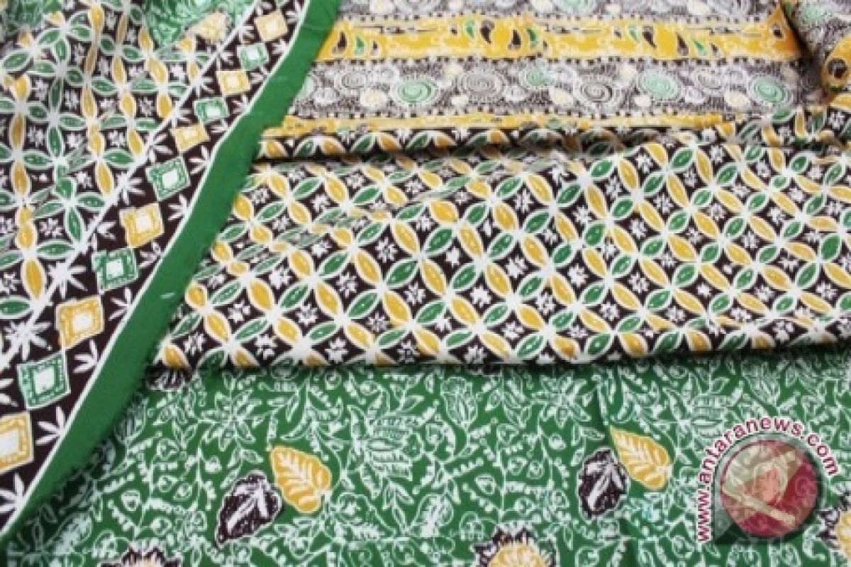 Pemkab Bangka Tengah Patenkan Batik Khas Daerah