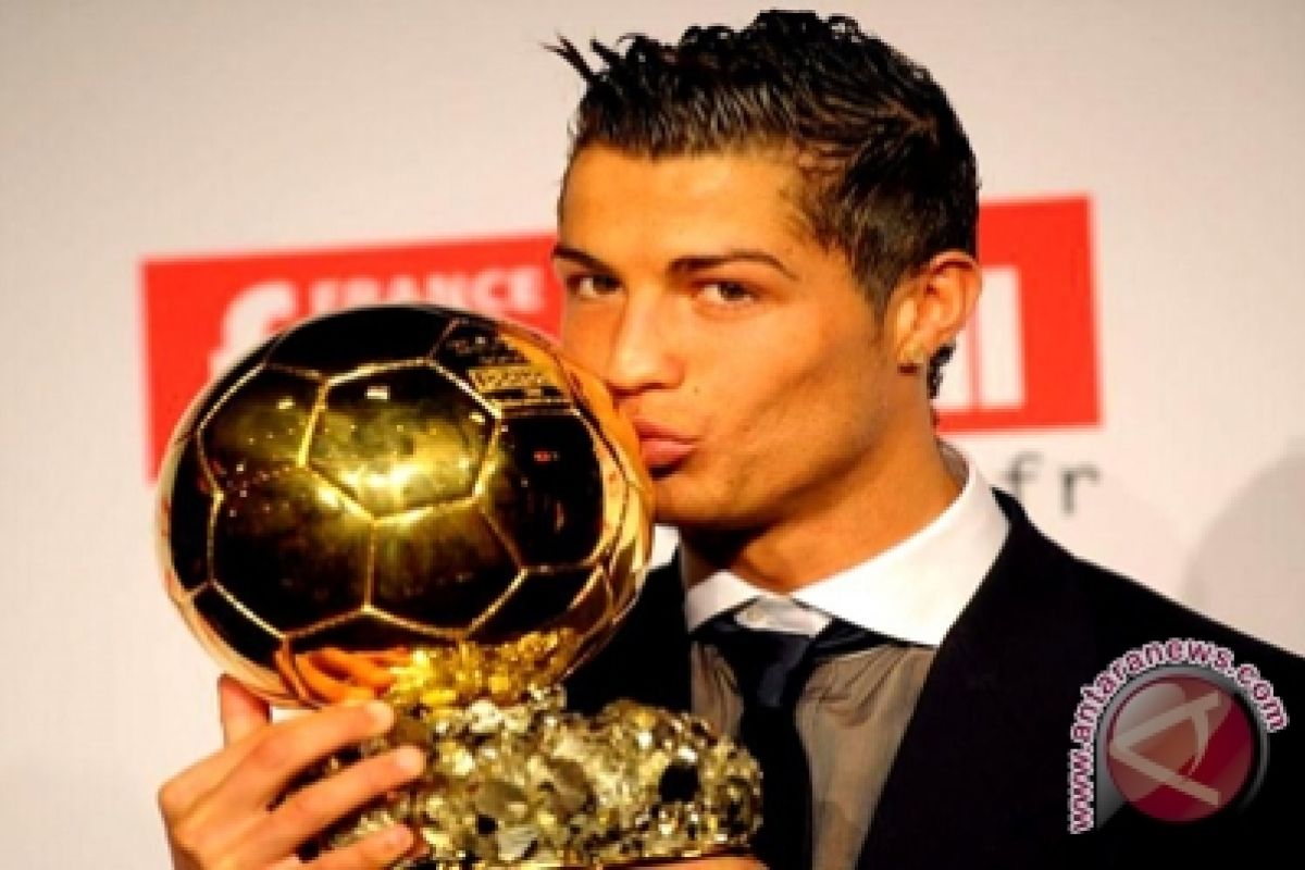 Ronaldo Ingin Hindari Kutukan Ballon D'or