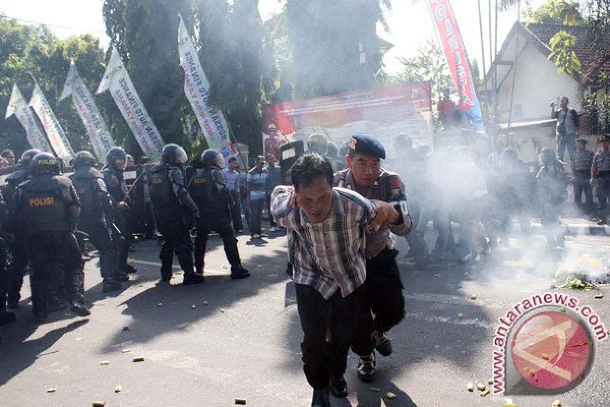 Polda Jawa Timur geser perwira menengah antisipasi Pemilu