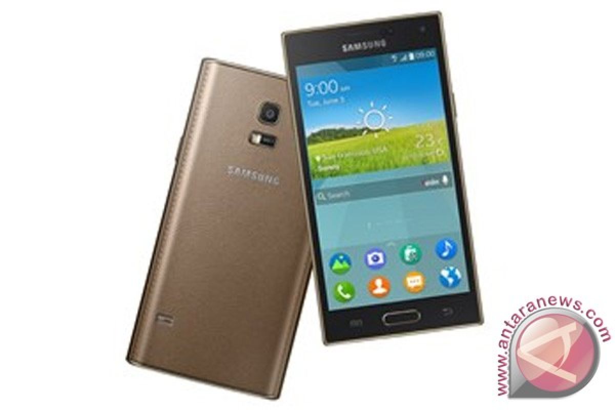Samsung umumkan smartphone Tizen pertamanya