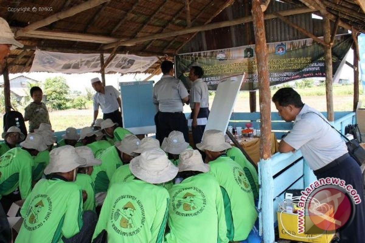 30 Orang Ikut Latihan Pantau Korupsi Kehutanan 