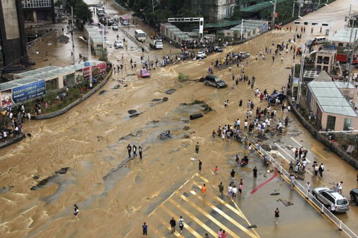 Jumlah korban gempa Tiongkok capai 150 orang