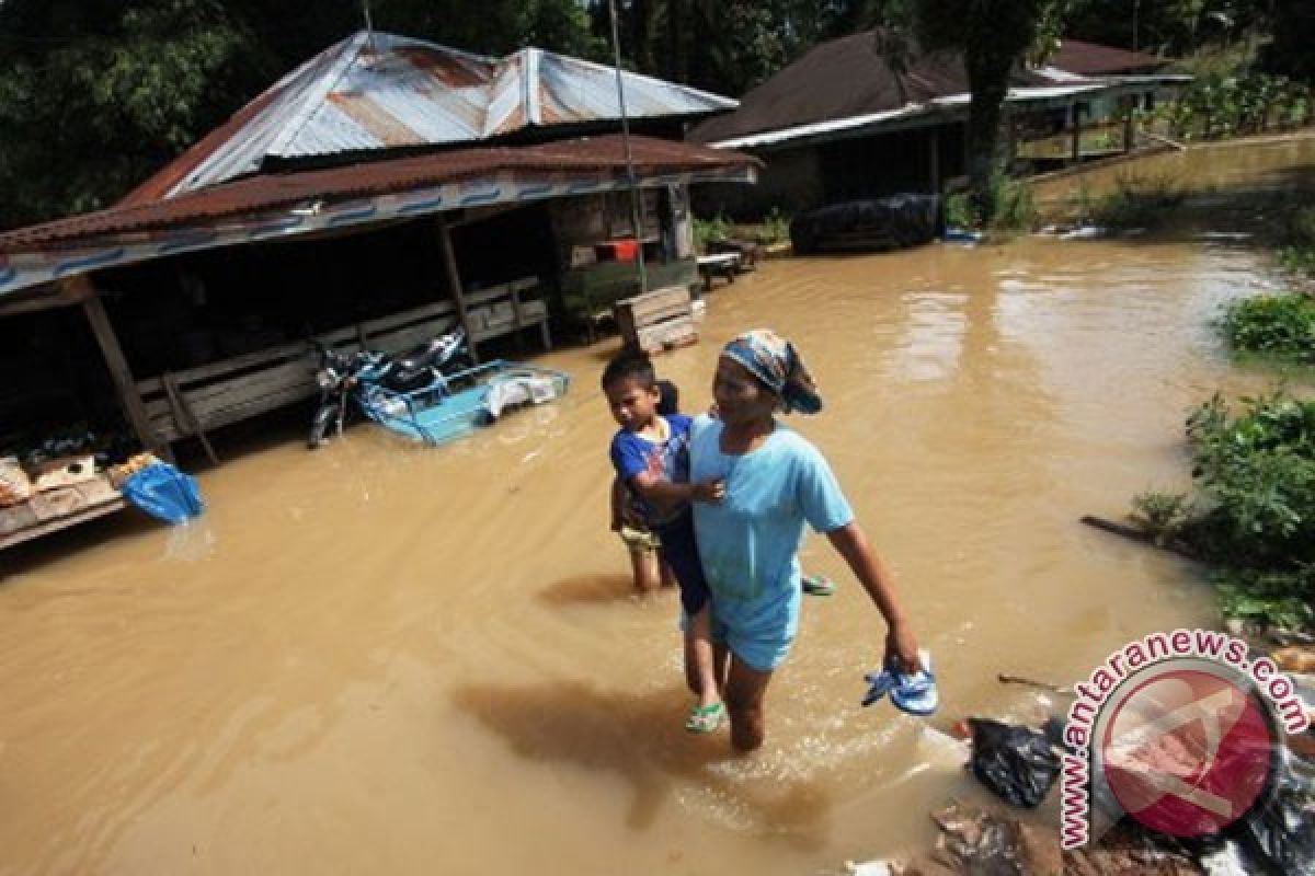 Banjir di Bandarlampung, puluhan warga mengungsi