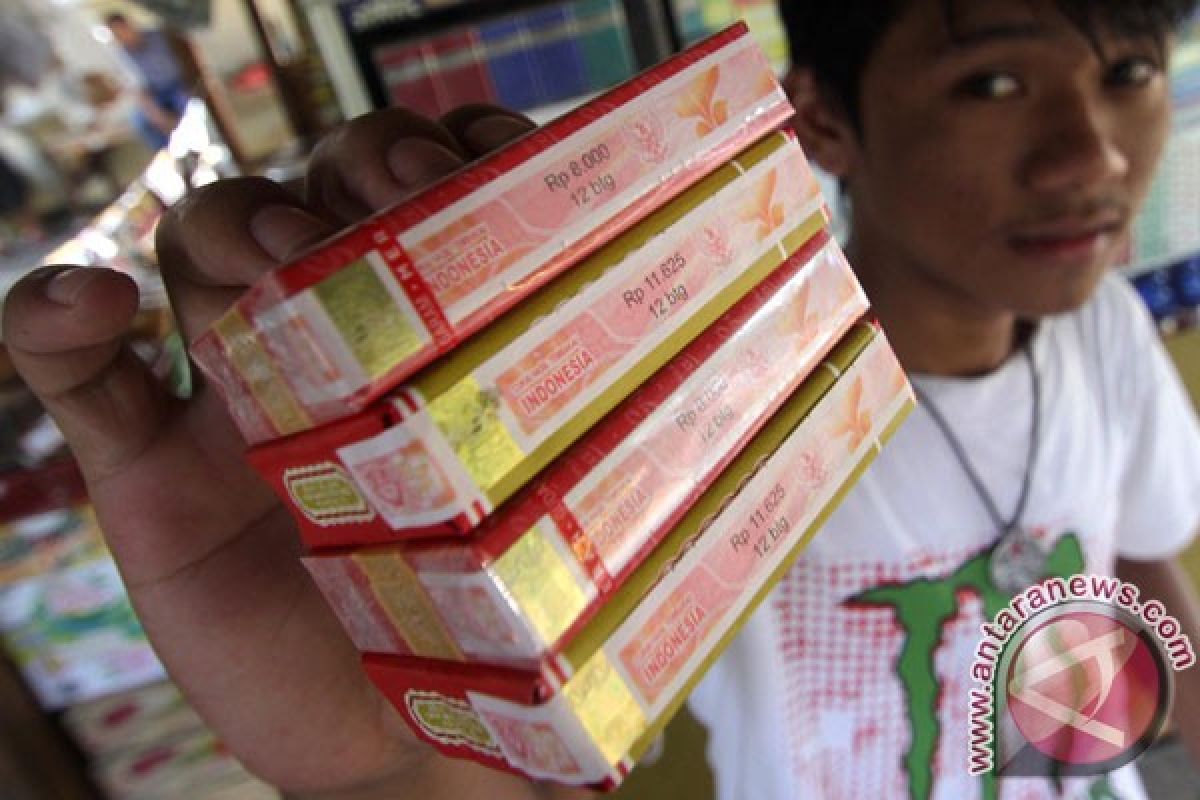 Rp1,1 triliun untuk beli rokok tiap hari di Indonesia