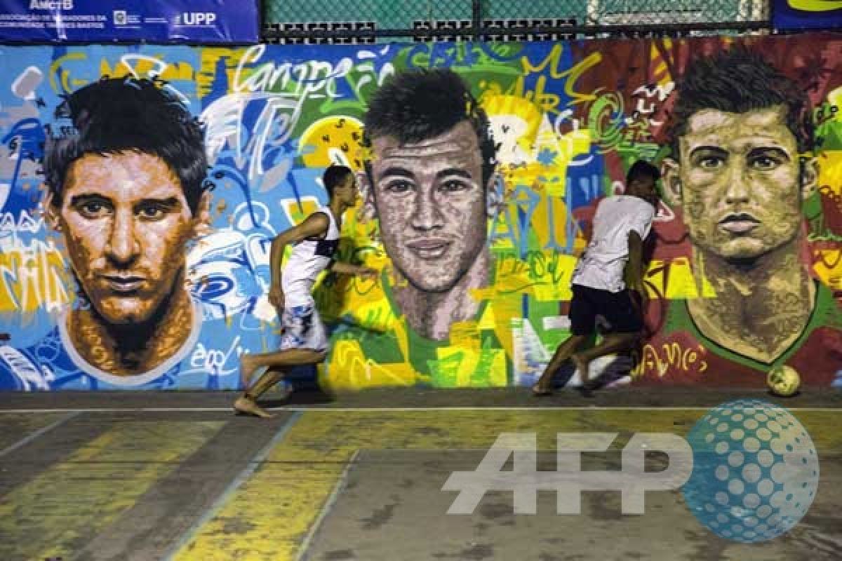 Mantan timnas Brasil ini akui lebih baik dari Neymar, Messi dan Ronaldo