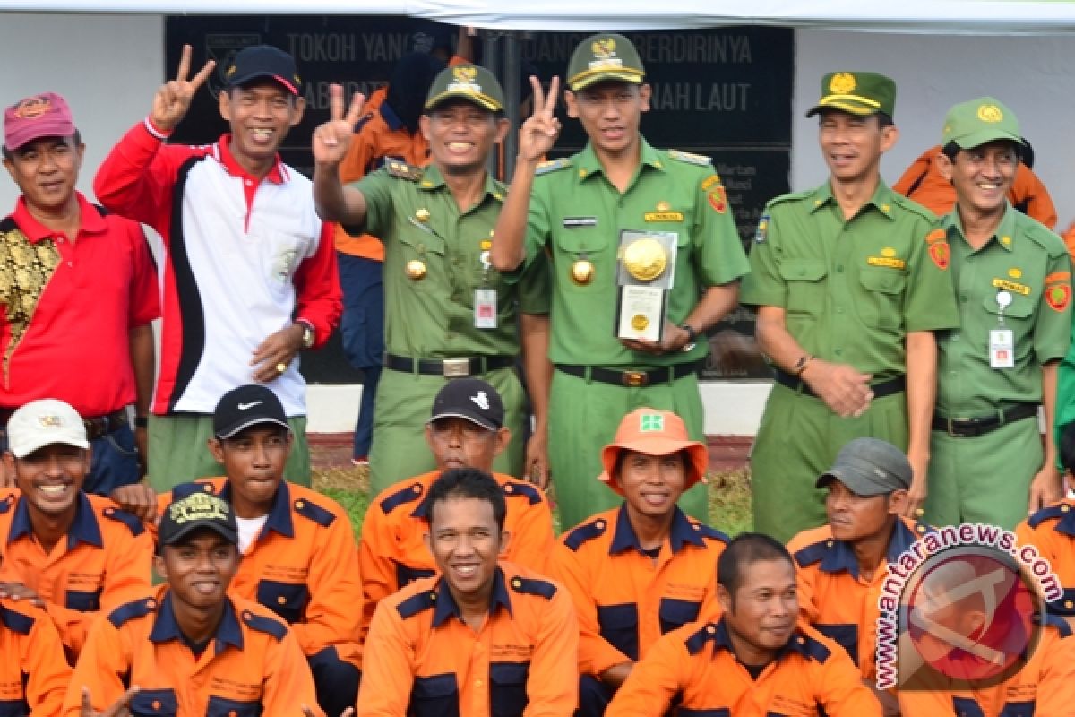 Jalan Desa Pantai Linuh-Desa Pamalungan Diaspal 