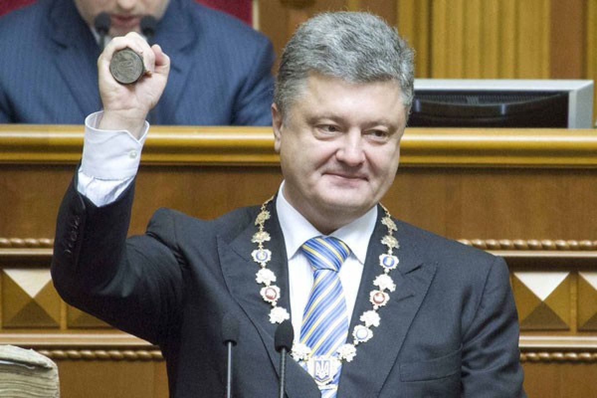 Poroshenko dilantik sebagai Presiden Ukraina