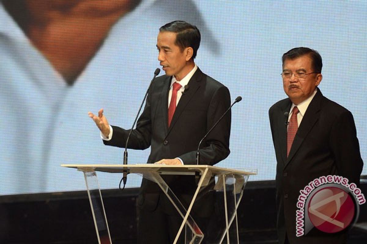 Jokowi pikat kelas menengah lewat debat capres