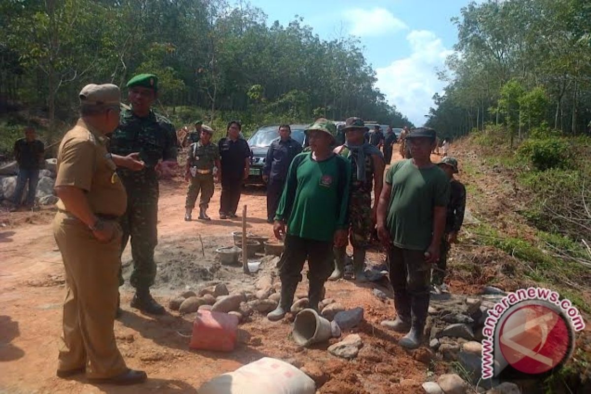 Kodim OKU secepatnya selesaikan pembangunan jembatan gantung