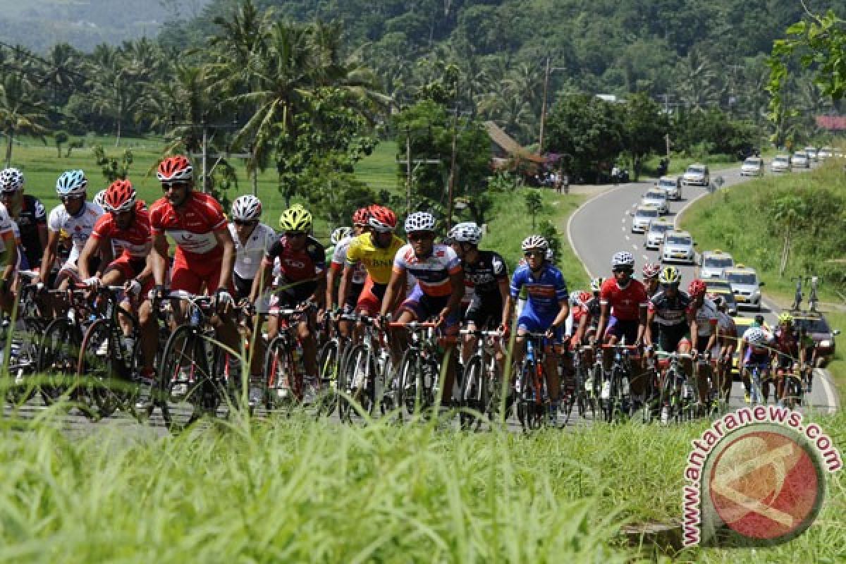 Peserta Tour de Singkarak tinggal 96 pebalap