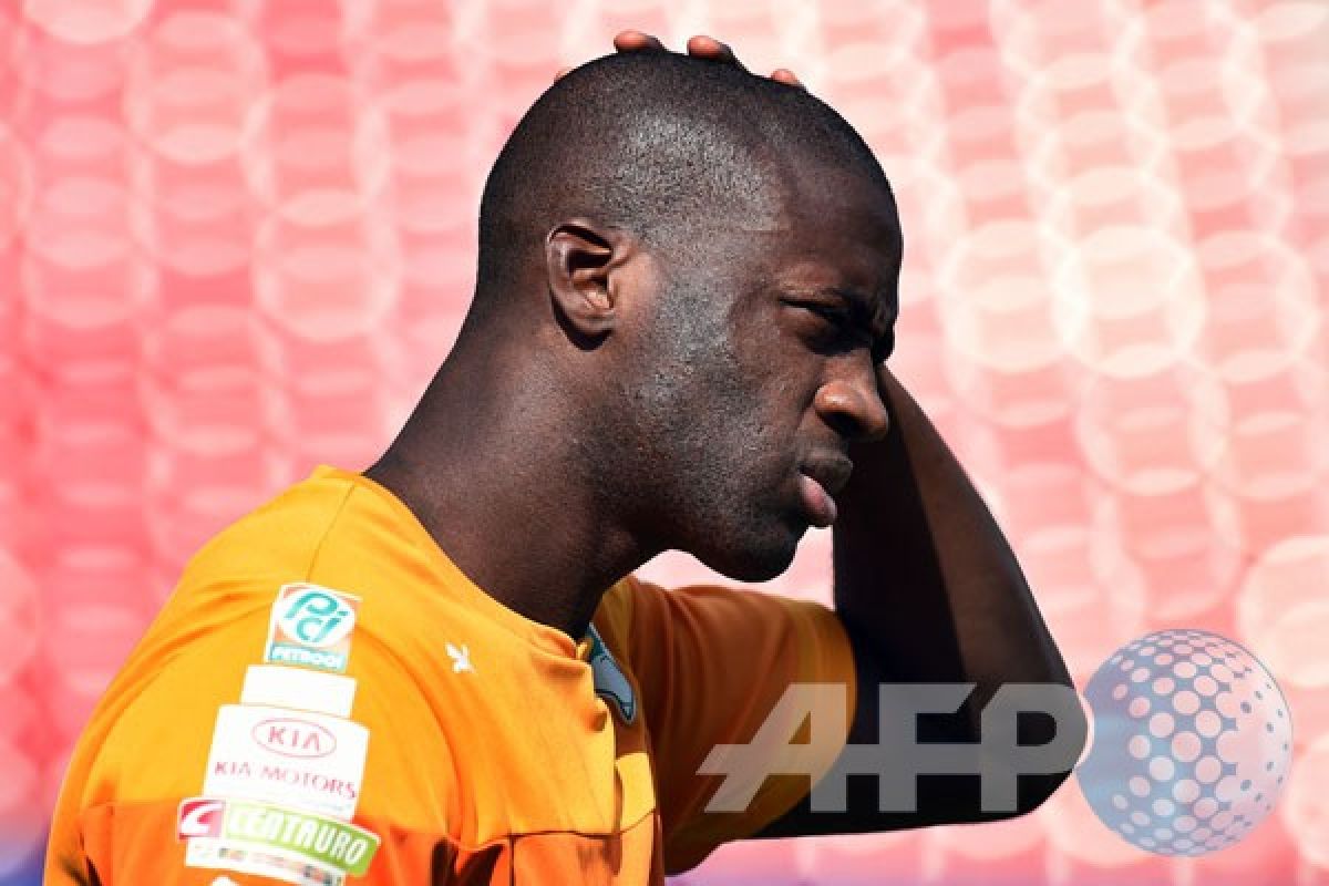 Toure bersukacita dengan Piala Afrika 2015