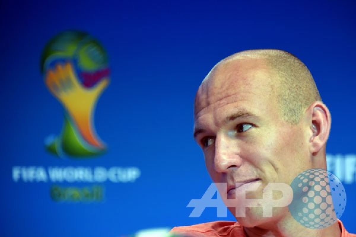 Robben yakin ada "kejutan besar" agar Belanda lolos ke Piala Dunia