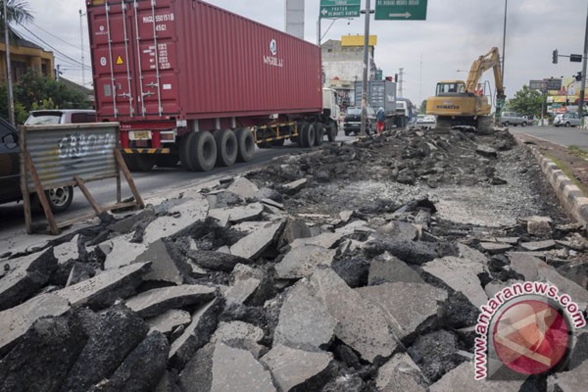 Bekasi targetkan 25% anggaran perbaikan jalan terserap sampai Maret