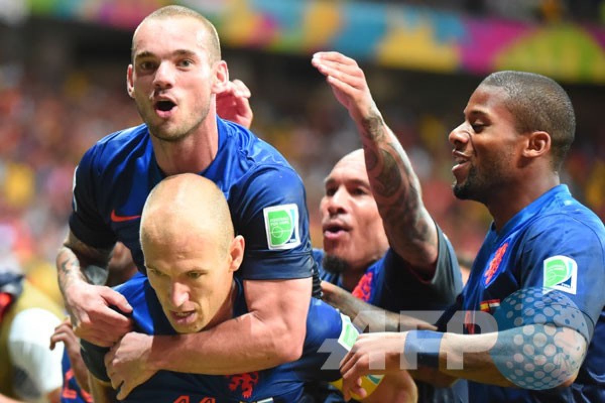 Robben cetak gol kedua, bawa Belanda pimpin 5-1
