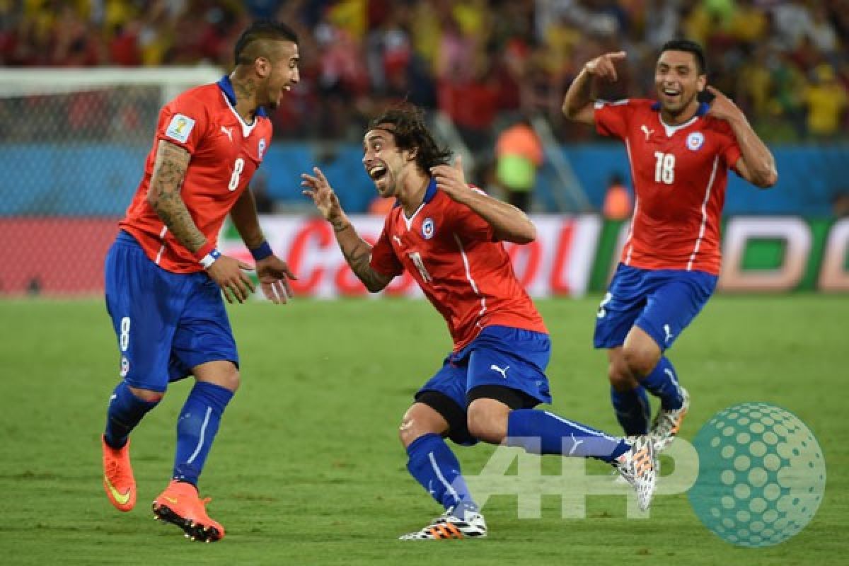 Meksiko tahan seri Chile 3-3