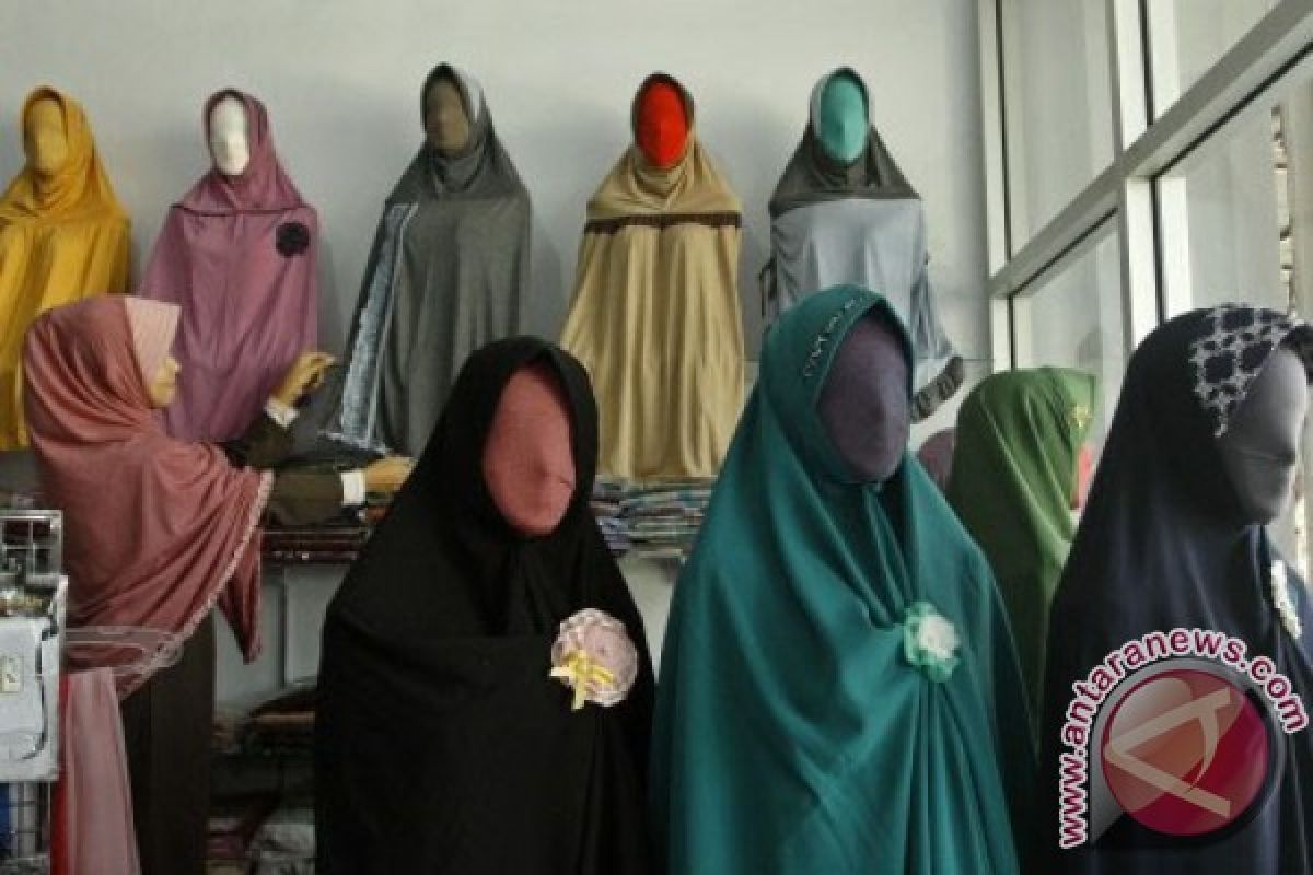 Jilbab "Hana" banyak diburu warga Gorontalo