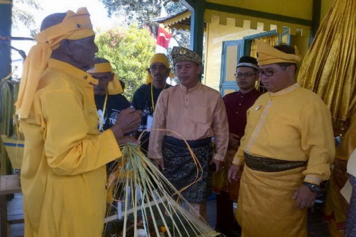 Tumpang Negeri Agenda Budaya Peninggalan Sejarah Landak