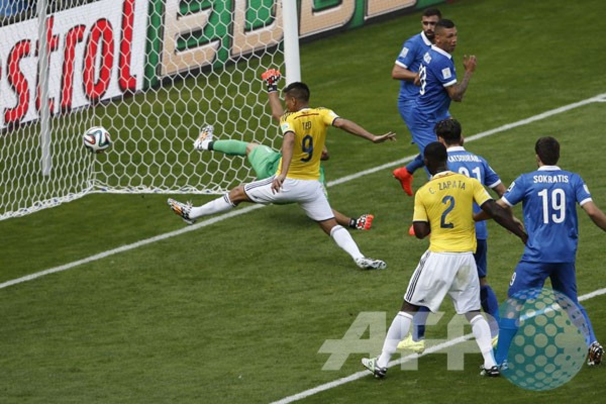 Teofilo Gutierez buat Kolombia unggul sementara 2-0 atas Yunani
