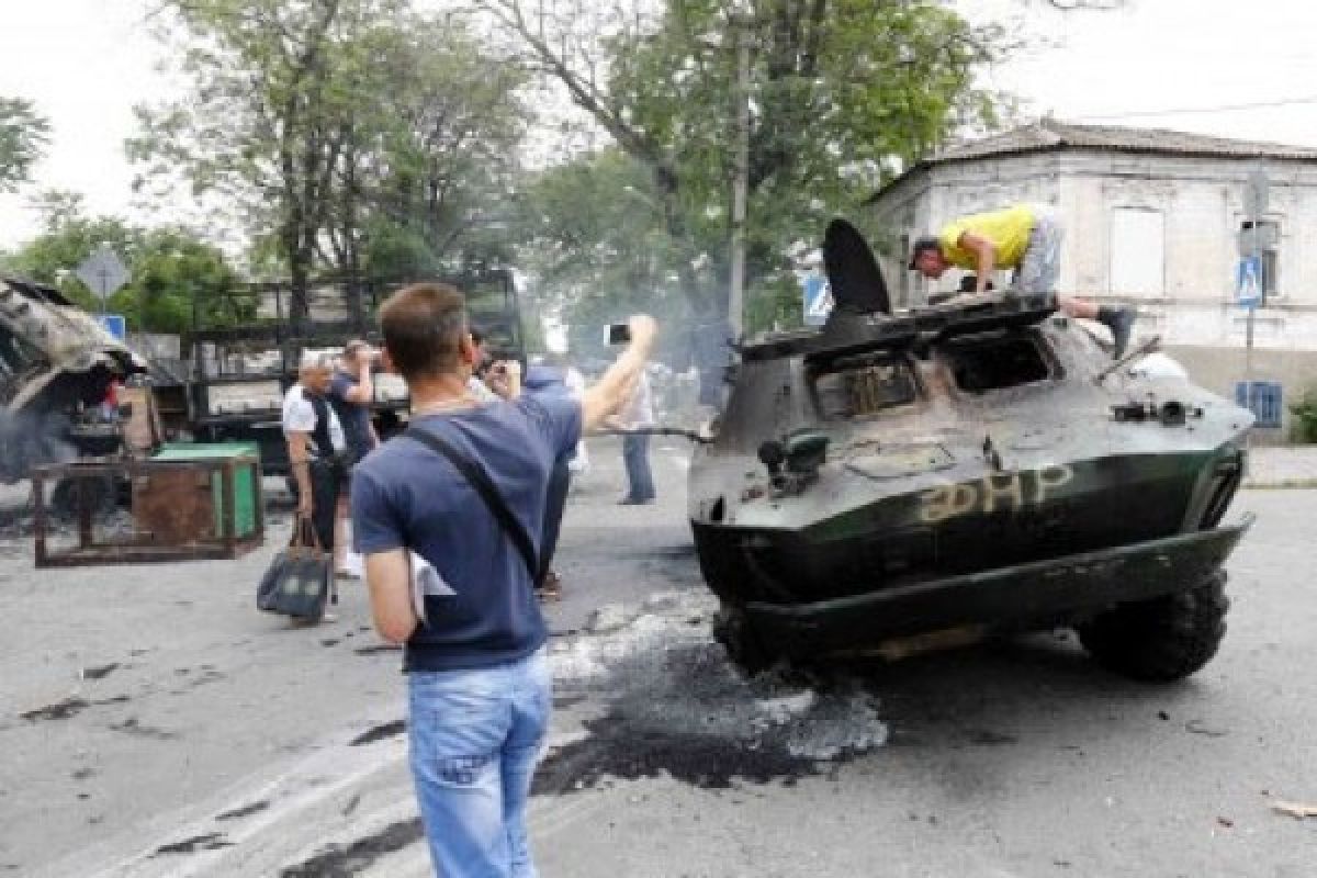 Rusia keluarkan surat penangkapan dua pejabat Ukraina