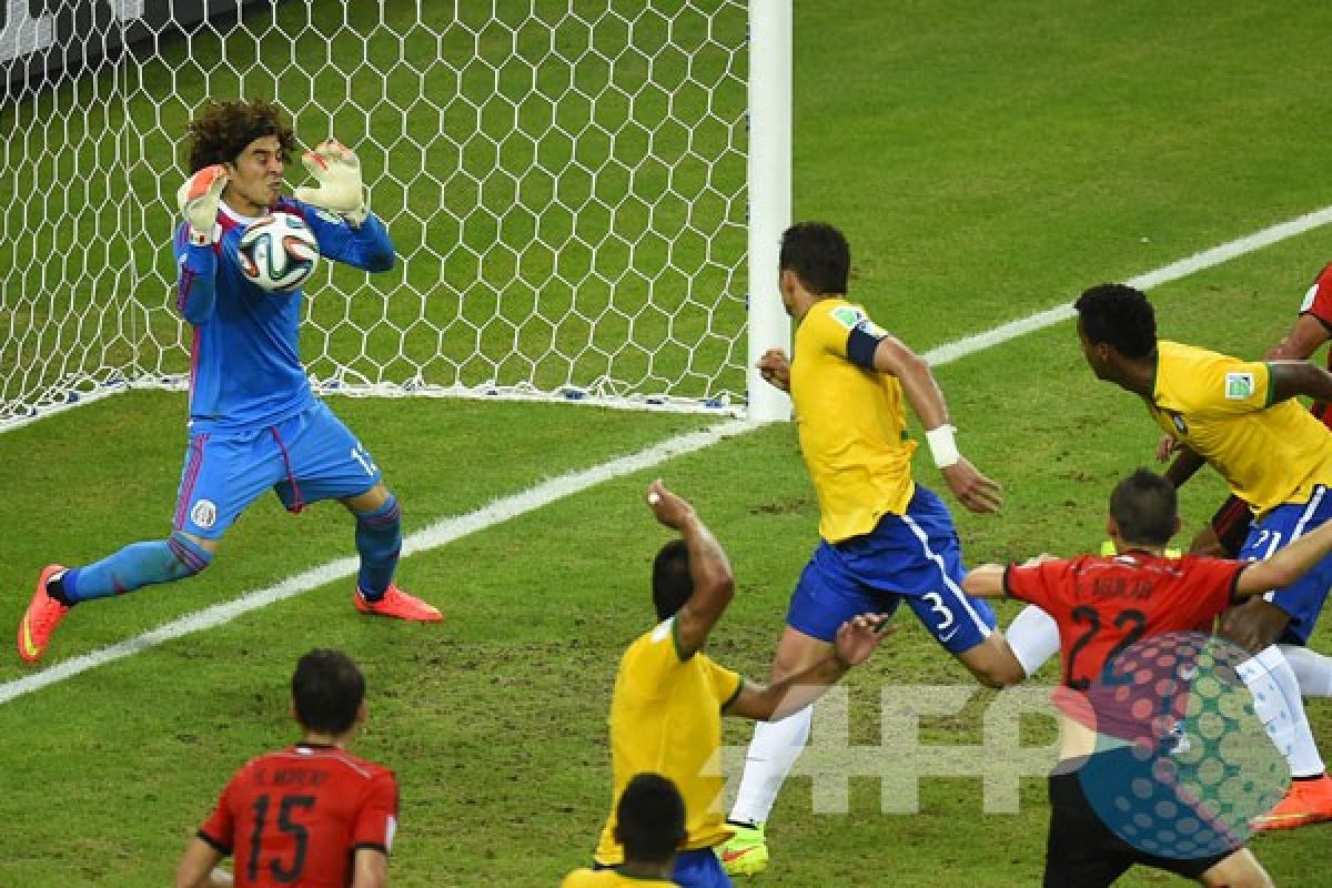 Pelatih Meksiko sanjung Guillermo Ochoa