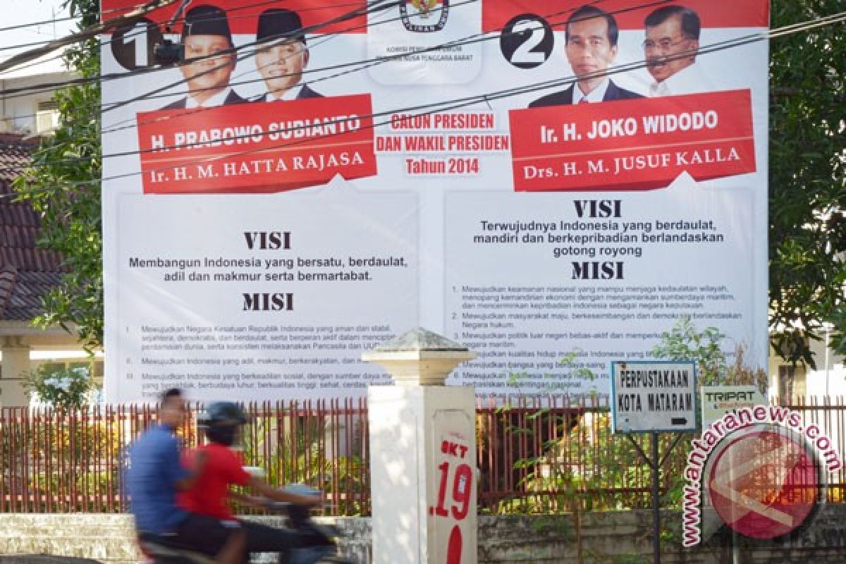 Jokowi instruksikan pencopotan atribut kampanye