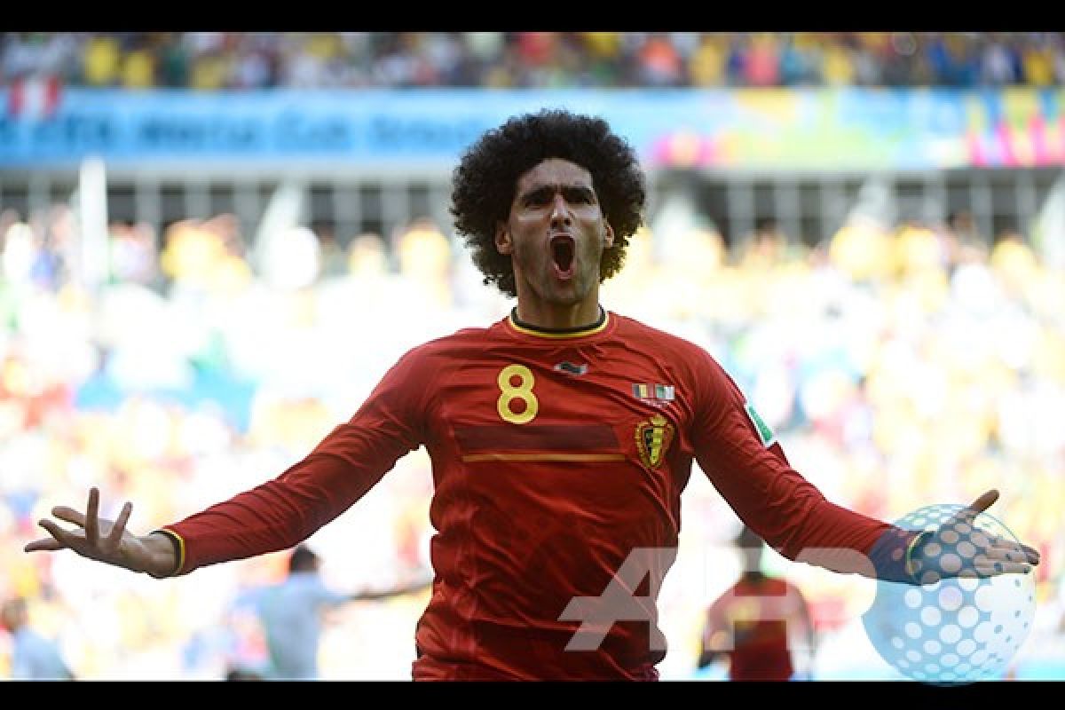 Marouane Fellaini bersinar bersama Belgia