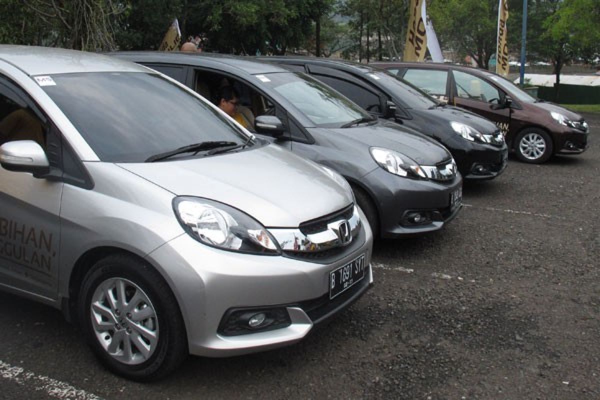 Mobilio terlaris untuk kelasnya di tiga kota