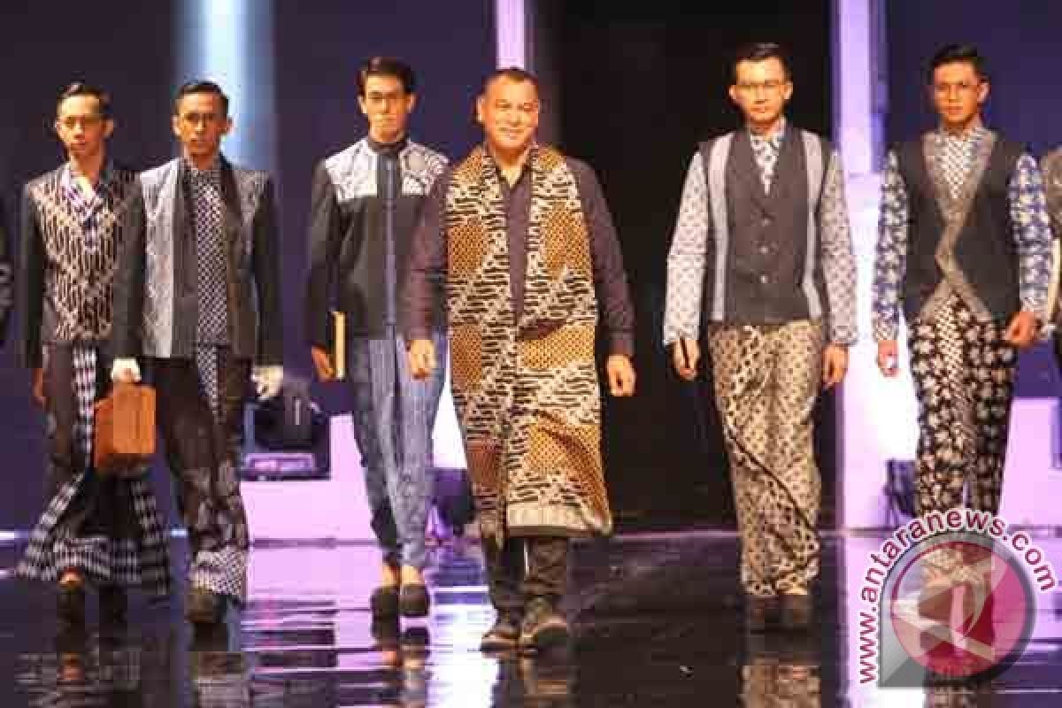 "Jogja Fashion Week" 2016 tampilkan keragaman batik