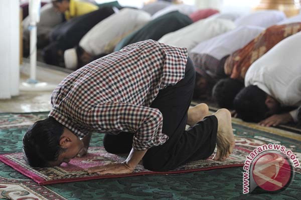 Masjid Raya Pekanbaru hadirkan imam dari Madinah