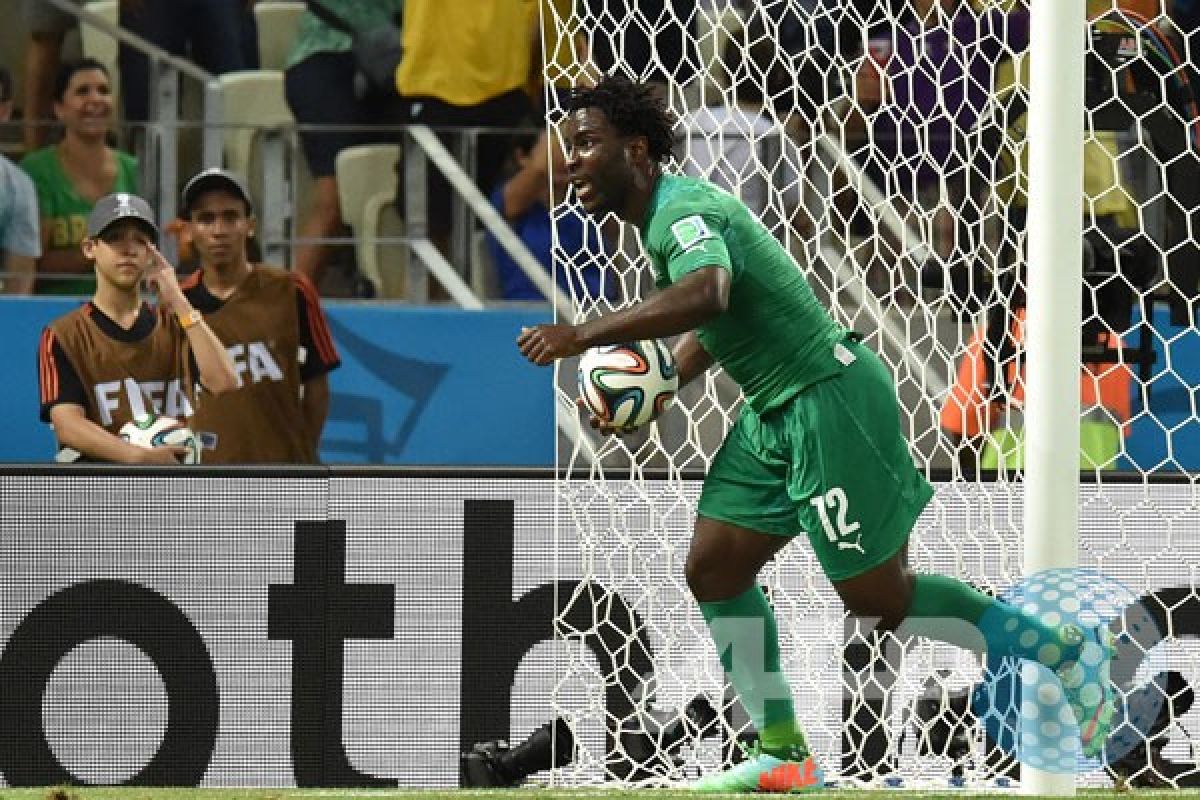 Bony antarkan Swansea ke putaran empat Piala FA