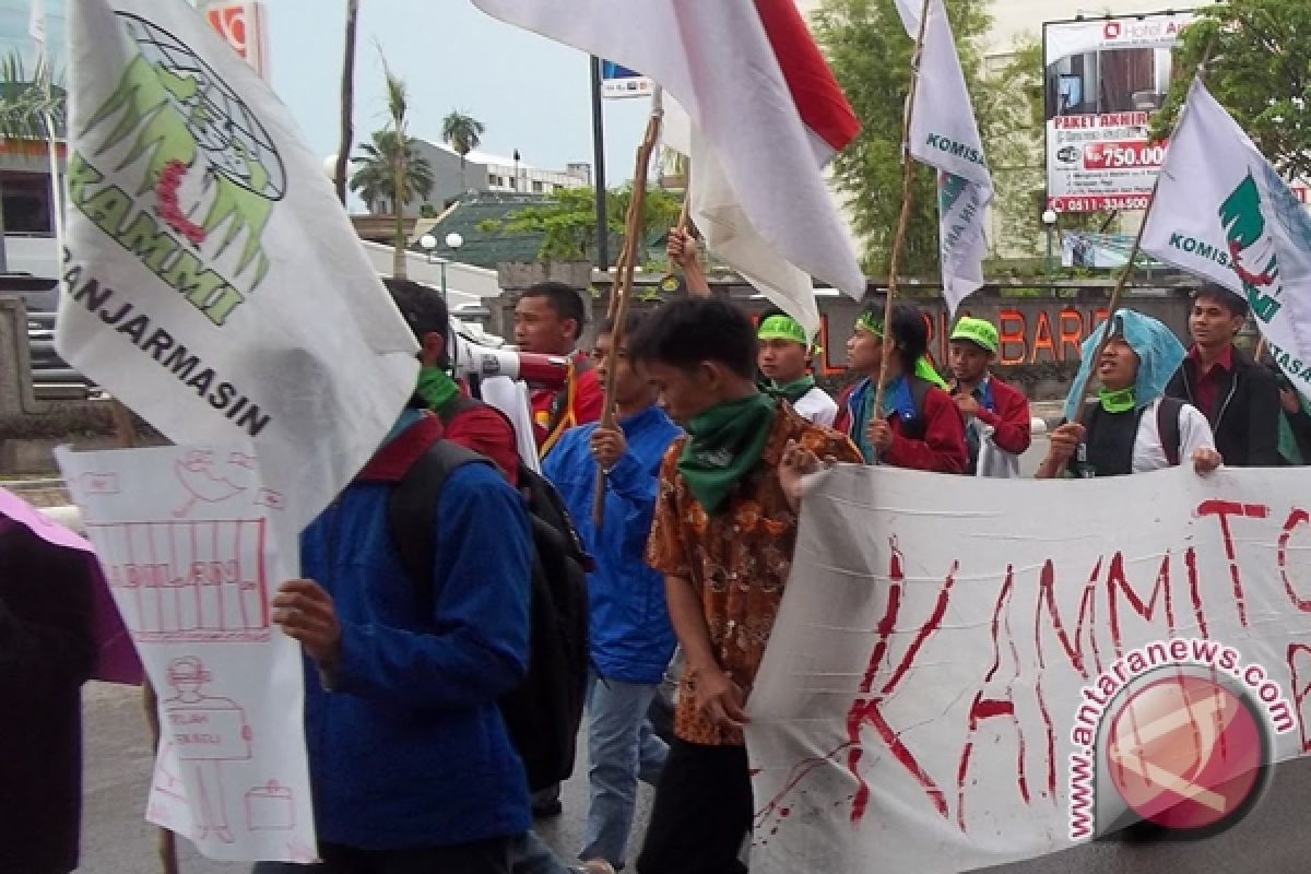 Kammi Kalsel Aksi Solidaritas Tuntut Keadilan