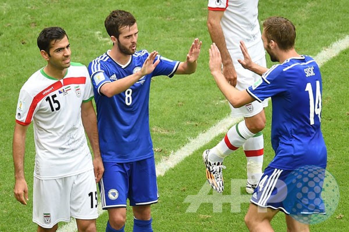 Miralem Pjanic lengkapi kemenangan Bosnia atas Luksemburg 3-0