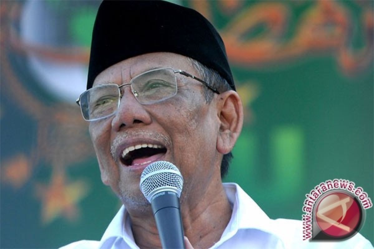 Hasyim Muzadi Kritik Pemecatan Nusron Wahid Oleh Golkar