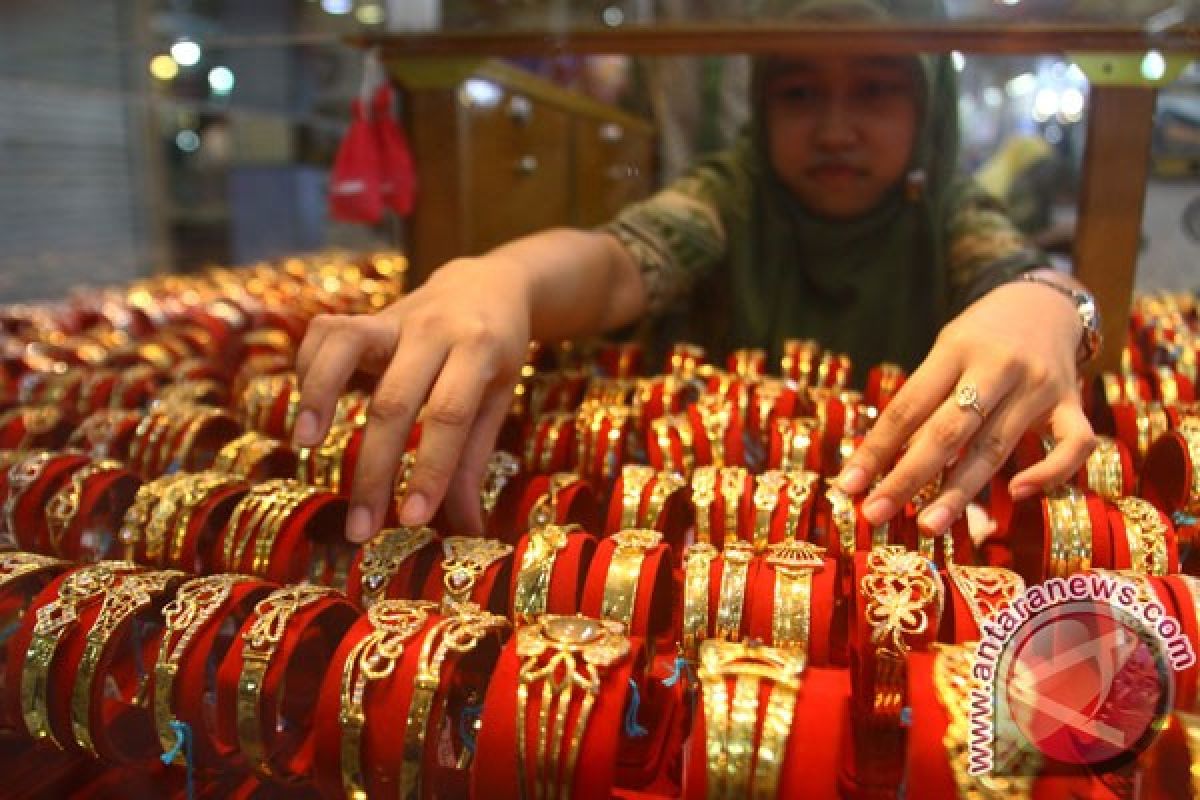 Apepi Semarang: permintaan perhiasan belum meningkat