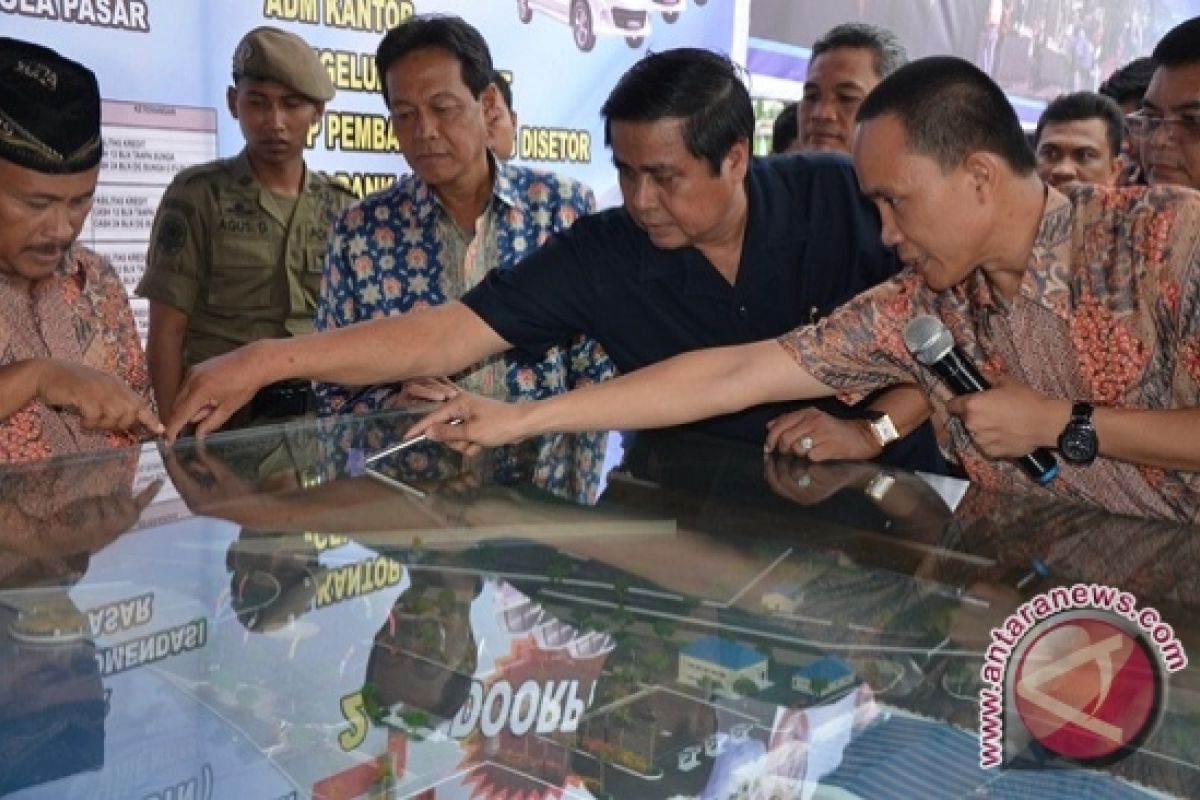 Gubernur harapkan pedagang dukung pembangunan Pasar Angsoduo