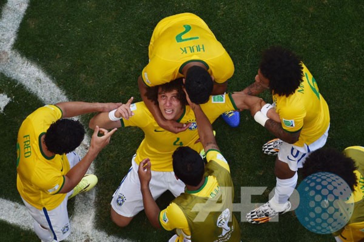 Brasil vs Chile seri 1-1 di babak pertama