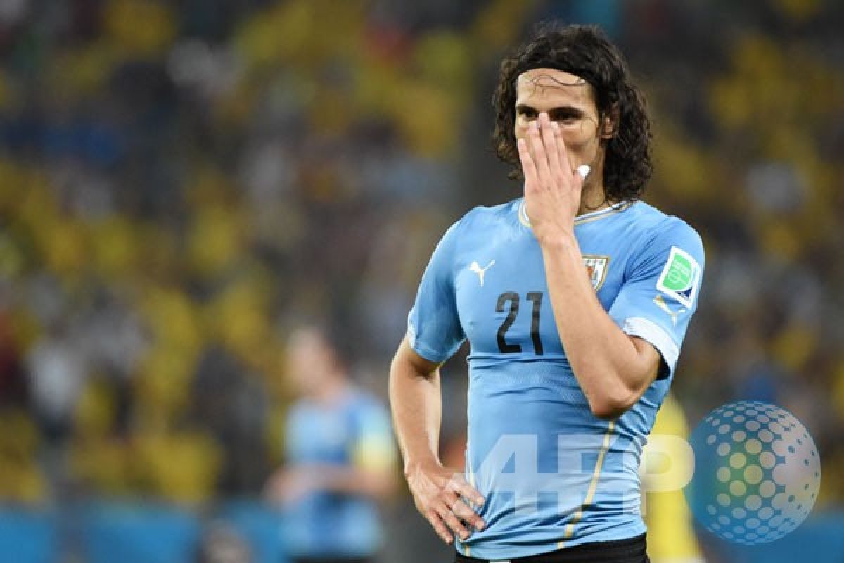 Demi ayah, Cavani absen pada perempat final Copa America