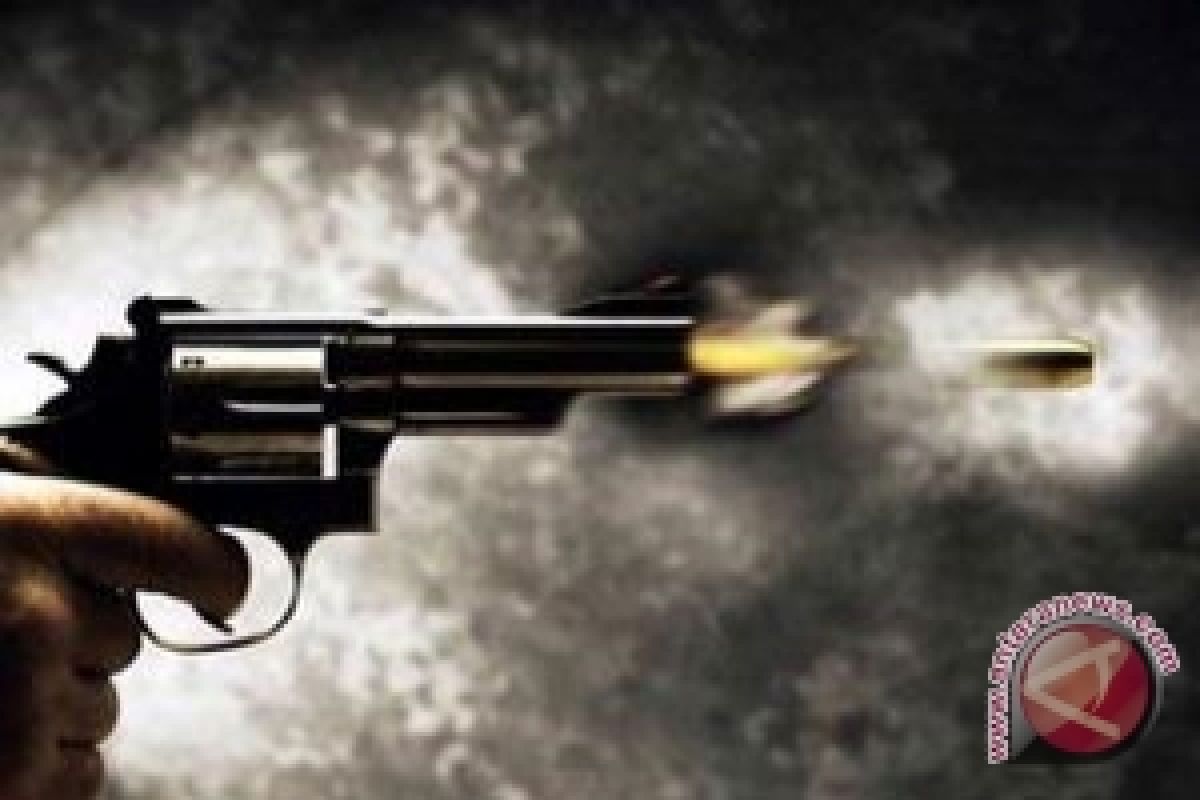 Armed Robbers Attack Gold Shop, Two Killed 