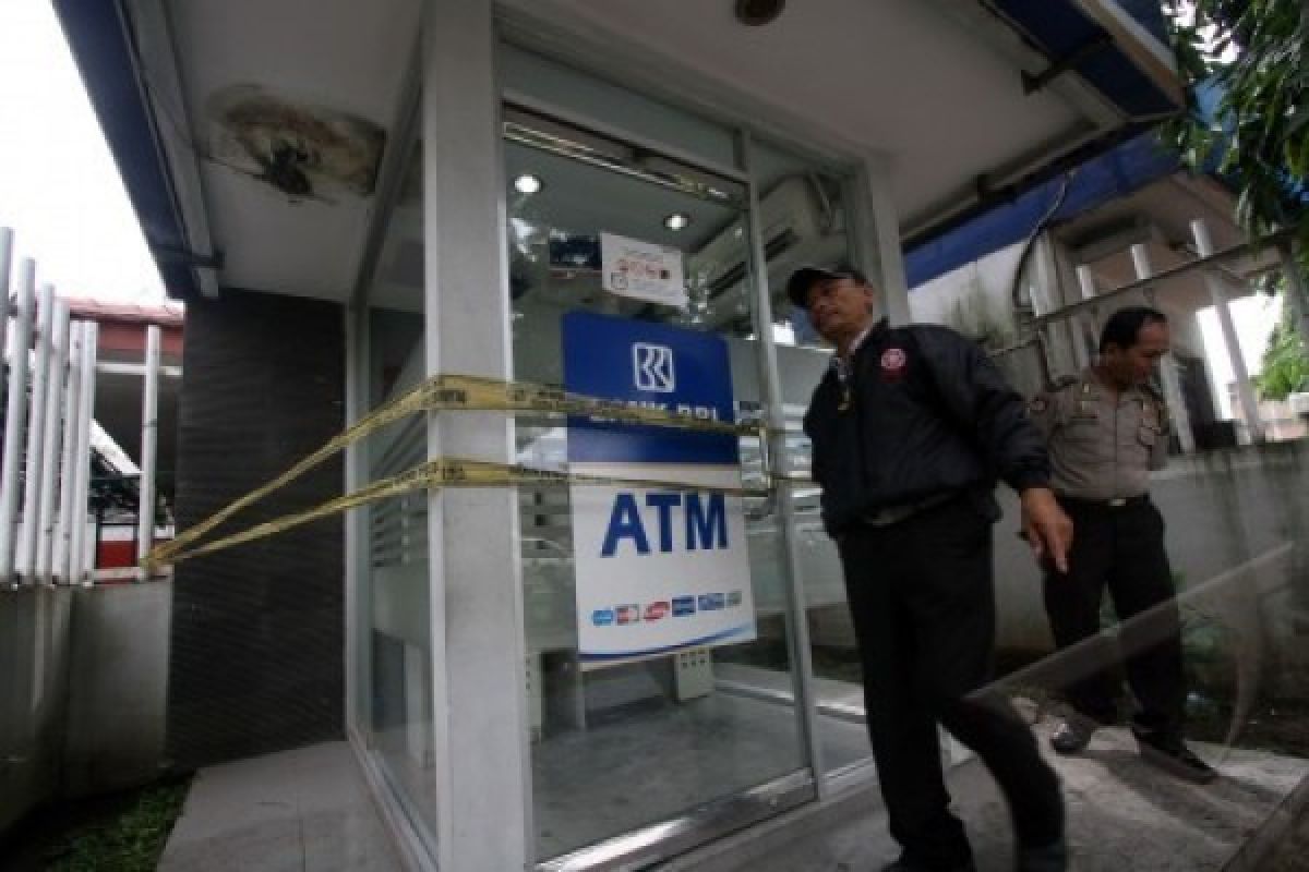 Polisi tangkap dua pembobol mesin ATM di kawasan Kota Tua