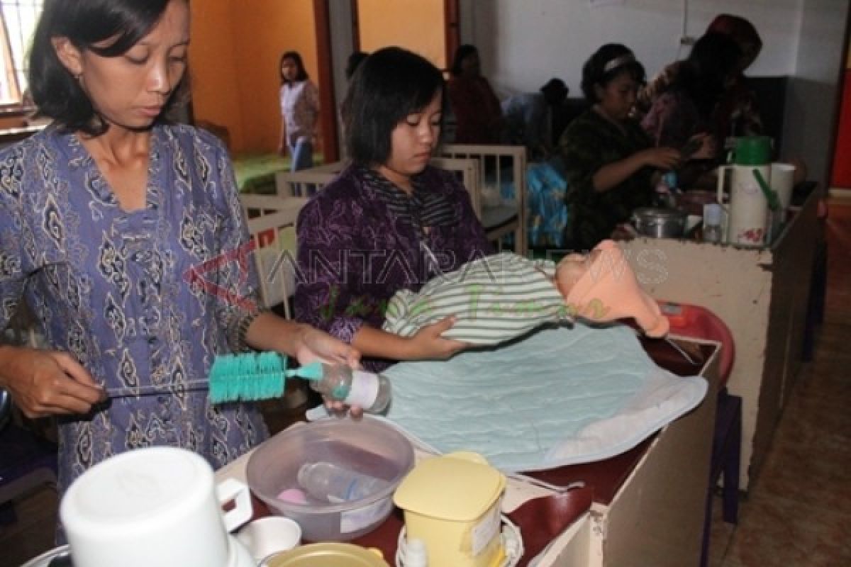 37 TKI Jatim Tersandung Masalah Berat 