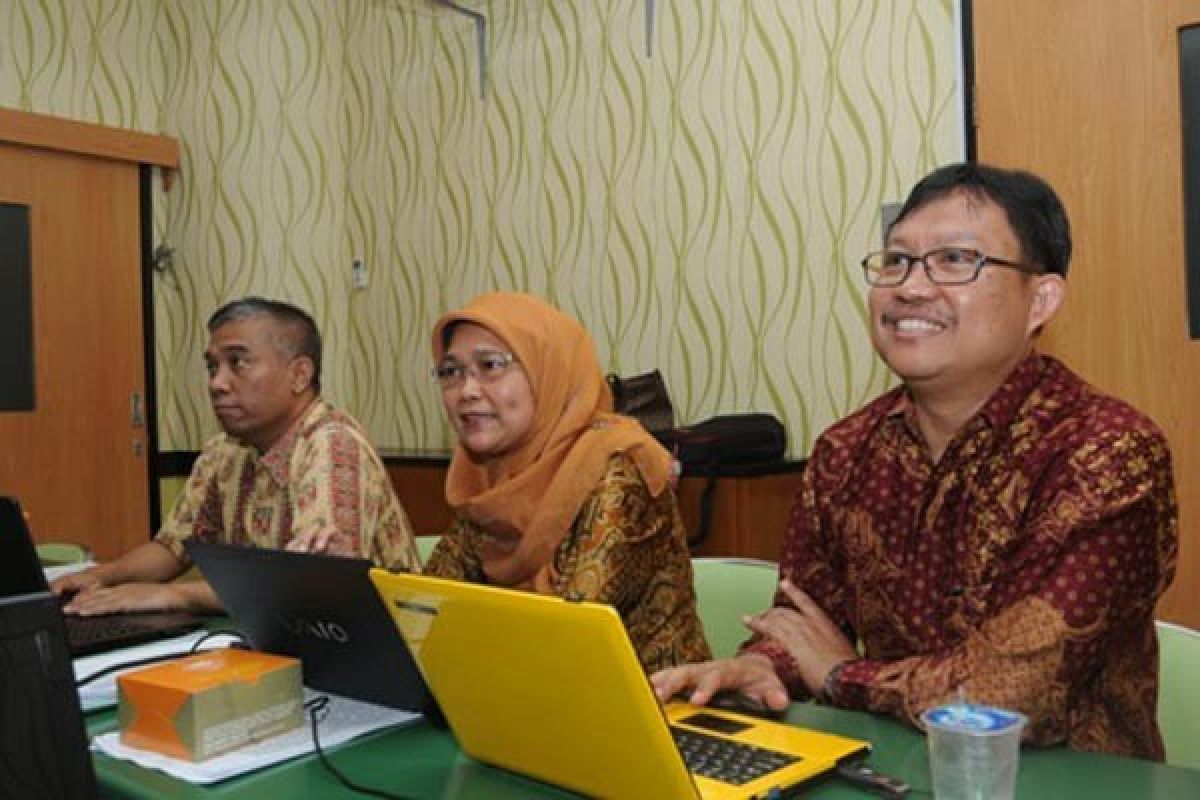 Inventor beras analog raih guru besar IPB