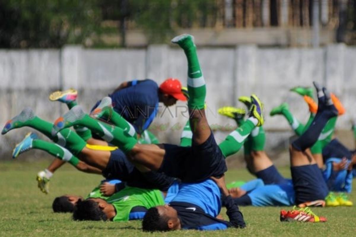 AFF 2016 : Timnas Hadapi Vietnam di Stadion Pakansari Cibinong