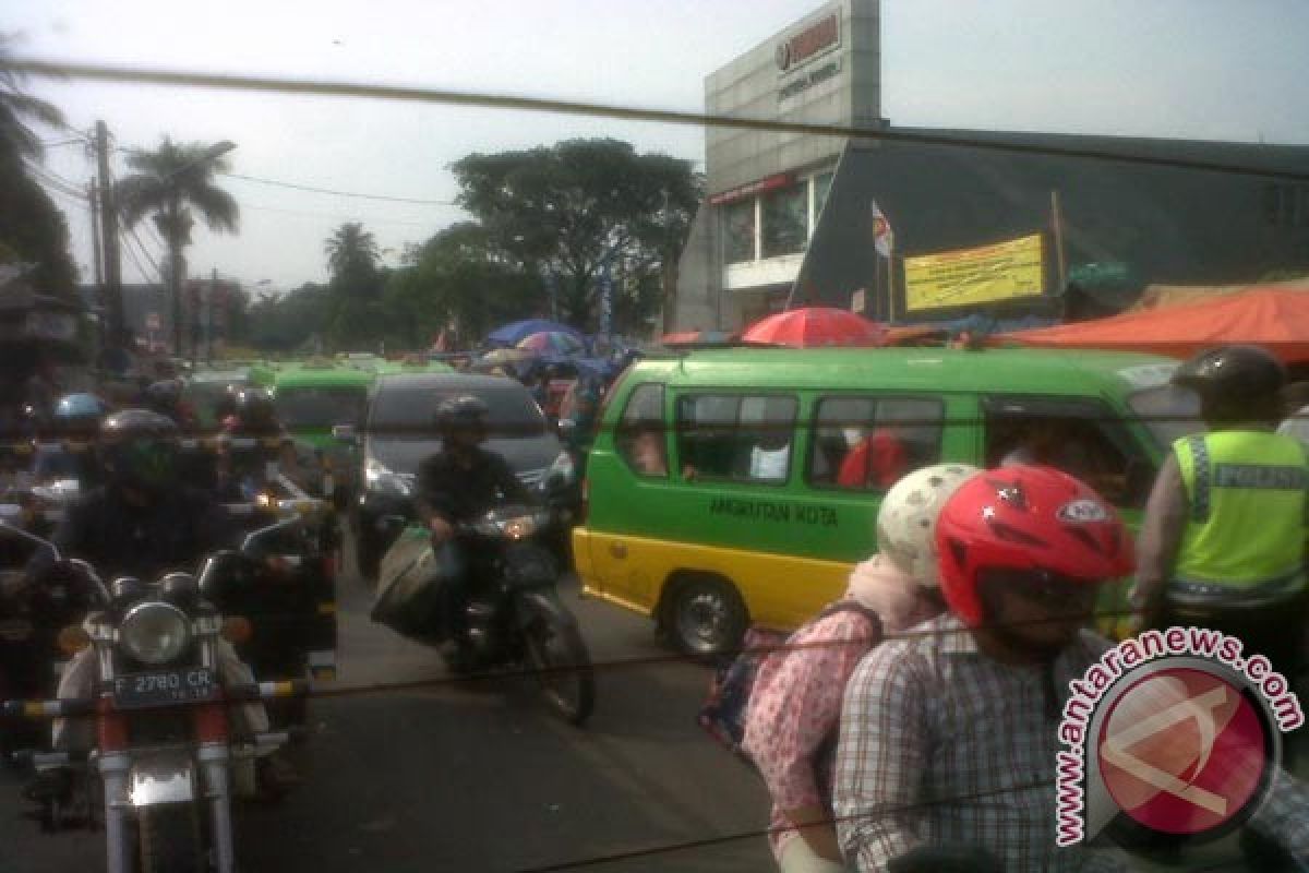 Arus lalu lintas Kota Bogor padat