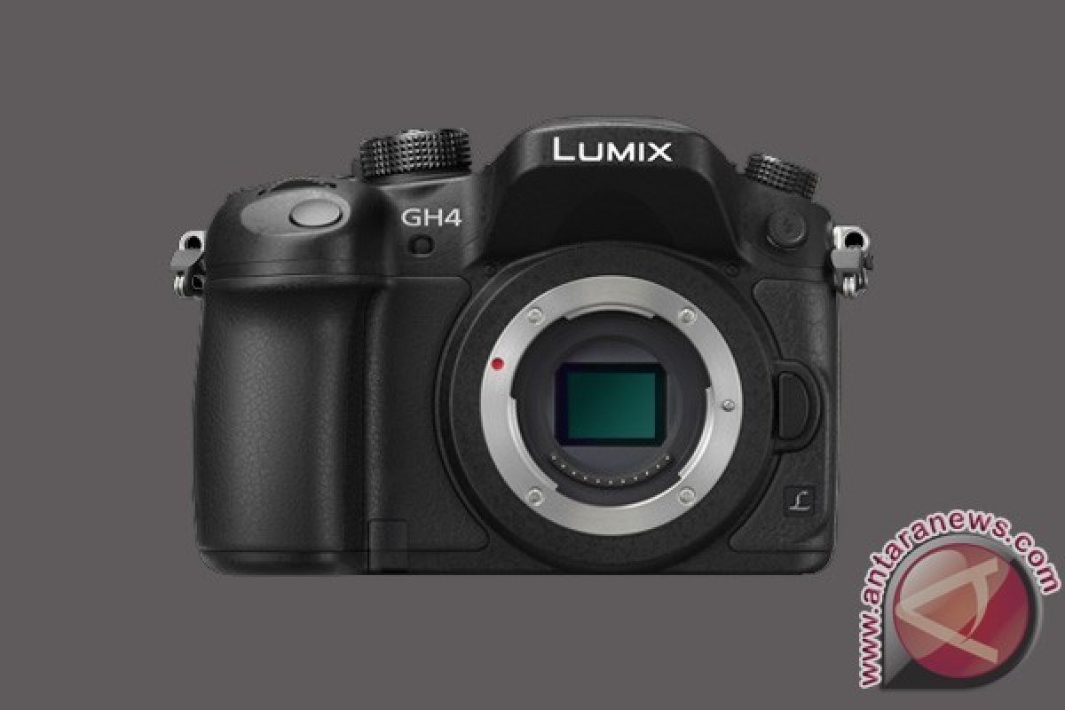 Panasonic Lumix DMC-GH4 siap Dipasarkan