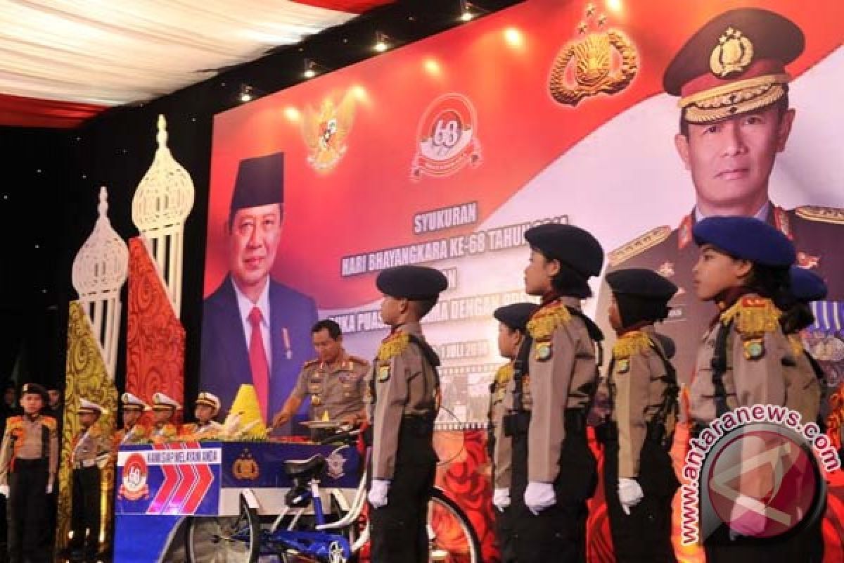 SBY tegaskan Polri mesti dukung presiden terpilih 2014